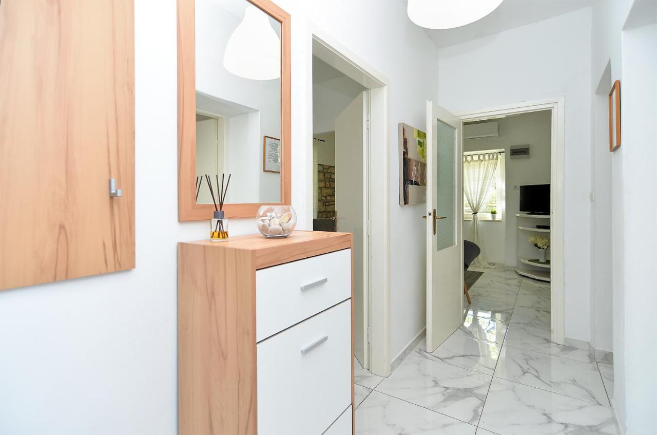 House 1037 Villa Fažana Kültér fotó